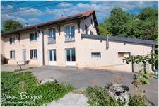 PERON (secteur Feigères) – Spacieuse maison avec vue Mont-Blanc et terrain constructible