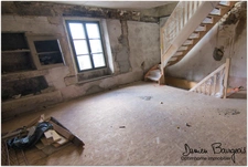 Maison mitoyenne brute avec fort potentiel d'environ 140 m² au sol