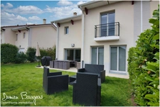 Maison mitoyenne T5 de 126 m2 habitables avec double garage