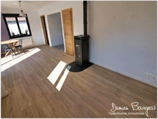 Appartement T4 avec balcon, véranda et 2 places de parking – Centre de Ségny