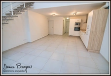 Maison mitoyenne rénovée de 120 m² utiles au cœur de Sergy
