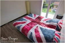 Maison de 153 m² (293 m² utiles)  sur 1150 m² de terrain avec piscine et pool house