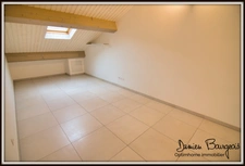 Maison mitoyenne rénovée de 120 m² utiles au cœur de Sergy