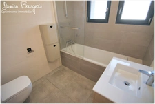 Appartement T4 avec balcon, véranda et 2 places de parking – Centre de Ségny