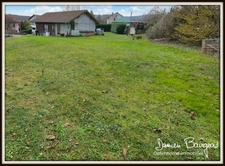 Terrain constructible de 874 m² à Pougny, emplacement privilégié à la frontière suisse