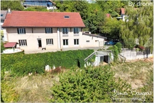 PERON (secteur Feigères) – Spacieuse maison avec vue Mont-Blanc et terrain constructible