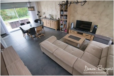 Maison mitoyenne T5 de 126 m2 habitables avec double garage