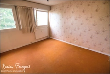 Appartement 3 pièces de 72 m2 avec 3 grands balcons, cave, garage et vue sur le Jura