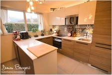Appartement T3 situé en rez-de-jardin au calme avec grand garage de 37 m2 et 1 place de parking extérieure