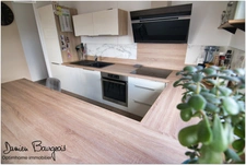 Appartement T3 récent avec terrasse, 2 places de parking intérieures, 1 cave et vue Mont-Blanc