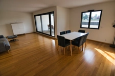 A louer – Superbe T4 meublé de 133 m² avec terrasse exceptionnelle – Saint-Genis-Pouilly