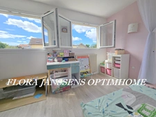 MAISON FAMILIALE LUMINEUSE AVEC JARDIN ET TERRASSE  COLOMBES (92)