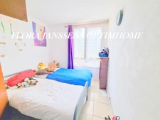 APPARTEMENT DANS RESIDENCE FAMILIALE AVEC CAVE ET BALCON