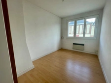 LOCAL ET APPARTEMENT à vendre proche de CHARTRES (28)