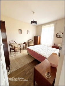 Maison de 9 pièces à ROYERE DE VASSIVIERE (23)