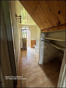 Ensemble immobilier à rénover à SAINT DIZIER LEYRENNE (23)