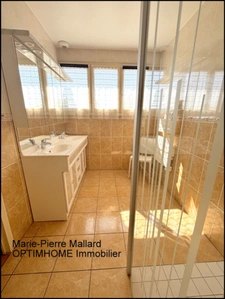 Maison de famille avec 6 pièces à THAURON (23)