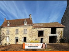 Maison de famille à rénover à Saint-Amand, à cinq minutes d'Aubusson