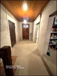 Maison de 9 pièces à ROYERE DE VASSIVIERE (23)