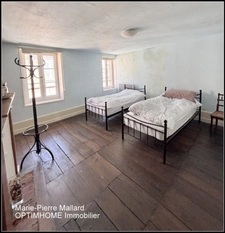 Maison de ville habitable de suite de 10 pièces BOURGANEUF (23)