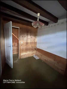 Ensemble immobilier à rénover à SAINT DIZIER LEYRENNE (23)
