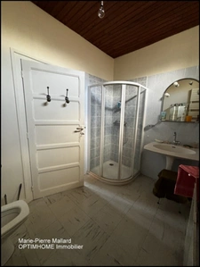 Maison de 9 pièces à ROYERE DE VASSIVIERE (23)