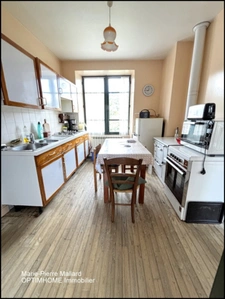 Maison de 9 pièces à ROYERE DE VASSIVIERE (23)