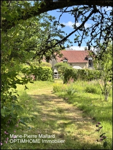 Magnifique propriété à la campagne à cinq minutes des commodités, sans vis à vis