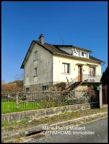 Maison de 4 chambres à PEYRAT LE CHATEAU (87)