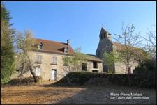 Maison de famille à rénover à Saint-Amand, à cinq minutes d'Aubusson
