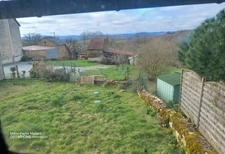 Maison mitoyenne de village à rénover 28 500 € !!!