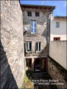 Maison de ville habitable de suite de 10 pièces BOURGANEUF (23)