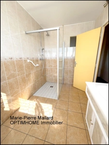 Maison de famille avec 6 pièces à THAURON (23)