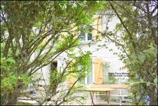 Maison de famille à la campagne, 6 pièces à SAINT PIERRE BELLEVUE (23) avec un jardin