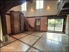 Maison familiale de 7 pièces à BOURGANEUF (23)