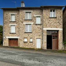 Maison de 9 pièces à ROYERE DE VASSIVIERE (23)