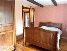 Maison familiale de 7 pièces à BOURGANEUF (23)