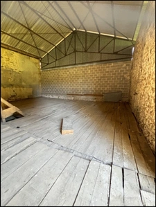 Belle maison en pierres de pays avec nombreuses dépendance à MONTBOUCHER (23)