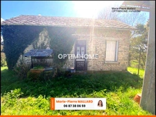 Maison mitoyenne + petite maison avec terrains et hangar à 15 mn de Guéret