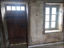 Maison mitoyenne de village à rénover 28 500 € !!!