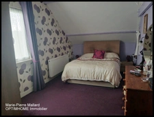 Maison de 4 chambres à PEYRAT LE CHATEAU (87)