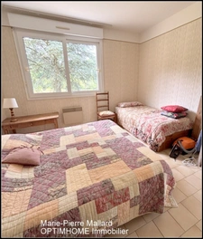 Jolie maison avec beau jardin  à TARNAC (19)