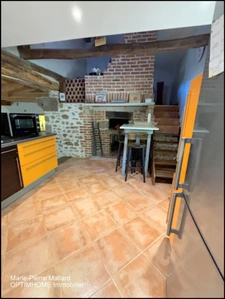 Maison familiale typique creusoise de 9 pièces à BLESSAC (23)