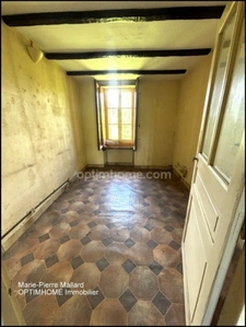 Ensemble immobilier à rénover à SAINT DIZIER LEYRENNE (23)