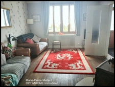Maison de 4 chambres à PEYRAT LE CHATEAU (87)