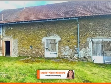 Maison mitoyenne de village à rénover 28 500 € !!!