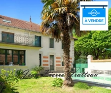 Dpt Vienne (86), à vendre à Châtellerault une maison type 9 de 261 m² - Terrain de 672 m2 