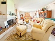 Department of Vienne (86) For sale: Contemporary 10-room house of 317.05 m2