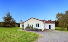 Dept de la Vienne (86) Maison de plain pied à vendre 5 pièces à ANTRAN (86)