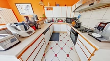 Dpt Vienne (86), à vendre à Châtellerault une maison type 9 de 261 m² - Terrain de 672 m2 